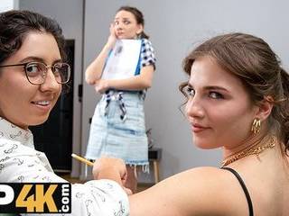 Смотреть порно лесби массаж